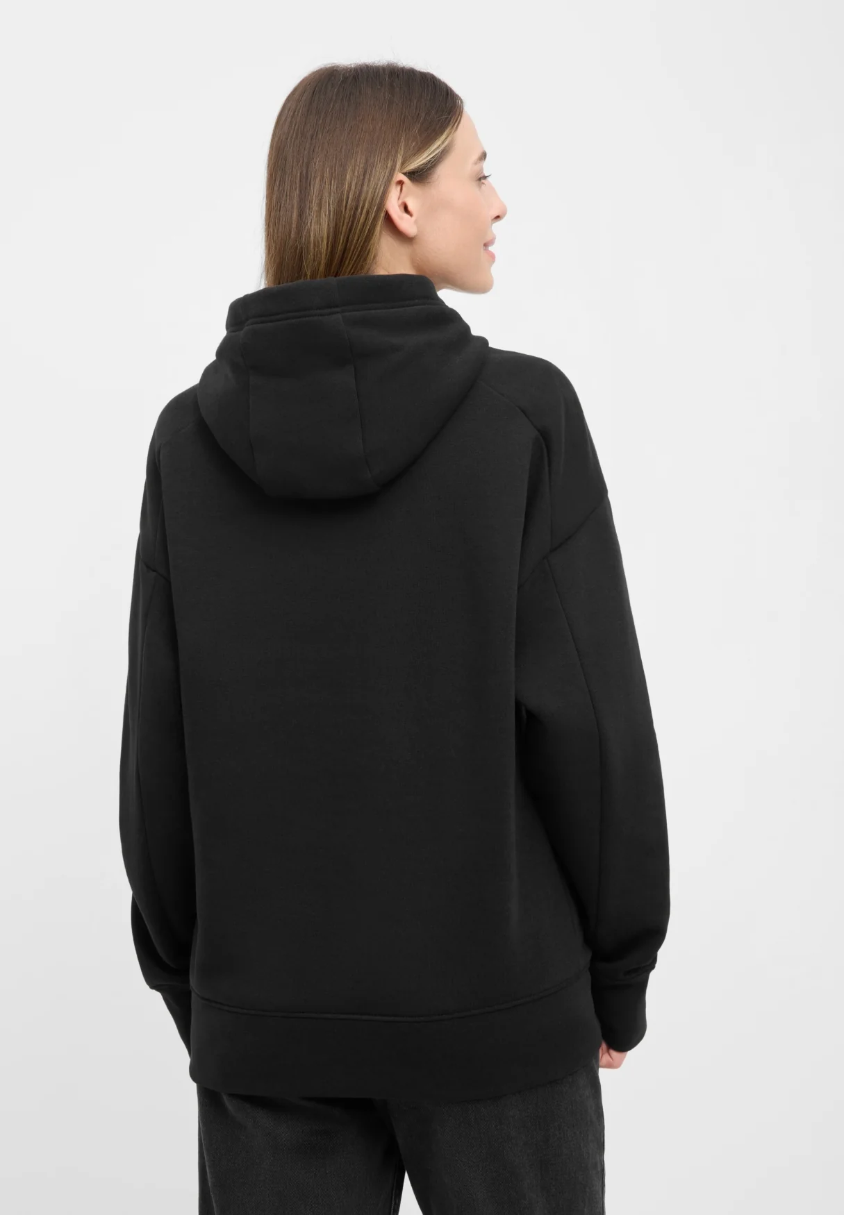 Contessa - Image 16