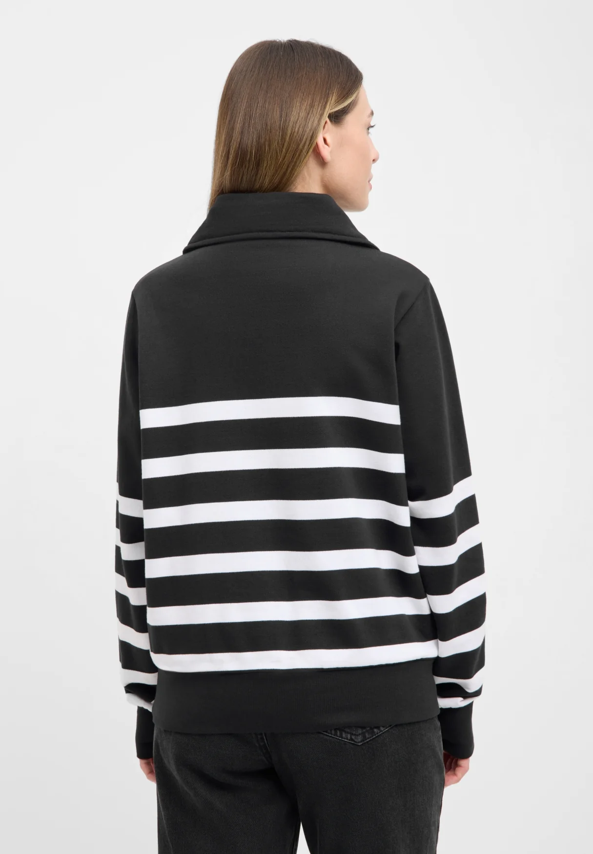 Foy - Image 7