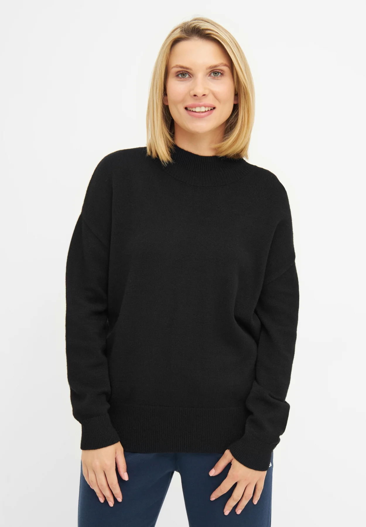 HEDDA - Image 10