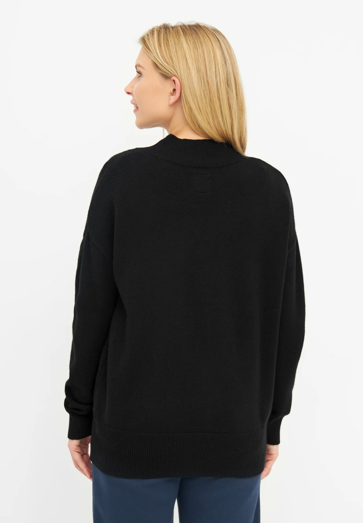 HEDDA - Image 11
