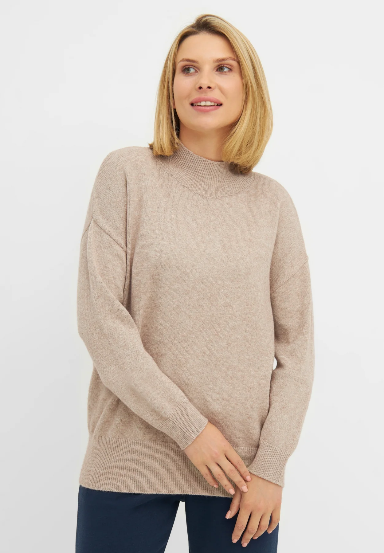 HEDDA - Image 6