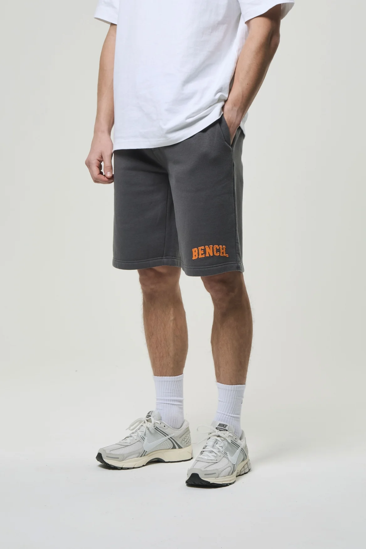 Jackton - Image 2