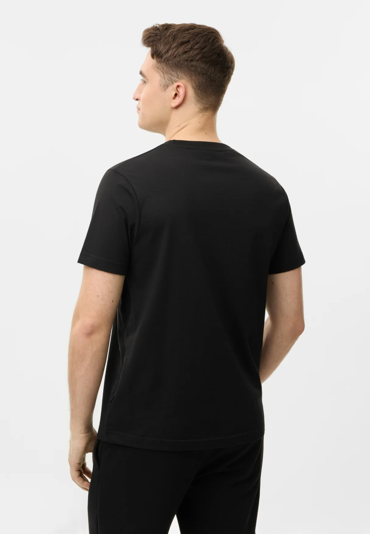 Leandro Spots - Image 38