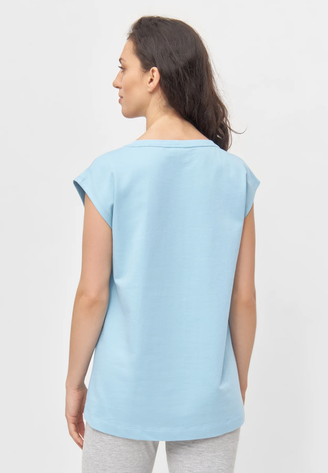 RENATA - Image 15
