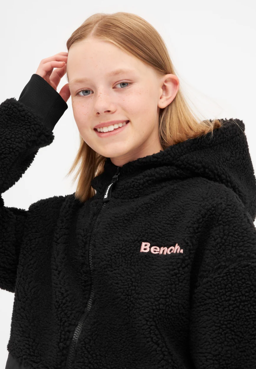 SANDIE G - Image 4