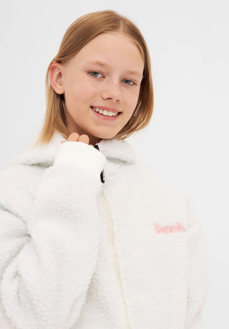 SANDIE G - Image 8